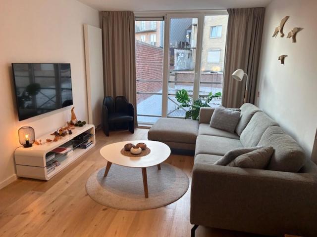 Quality Time Appartement Met Gesloten Garagebox De Panne Exterior photo